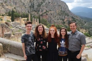 Temple_of_Apollo Temple of Apollo, in Delphi, Greece